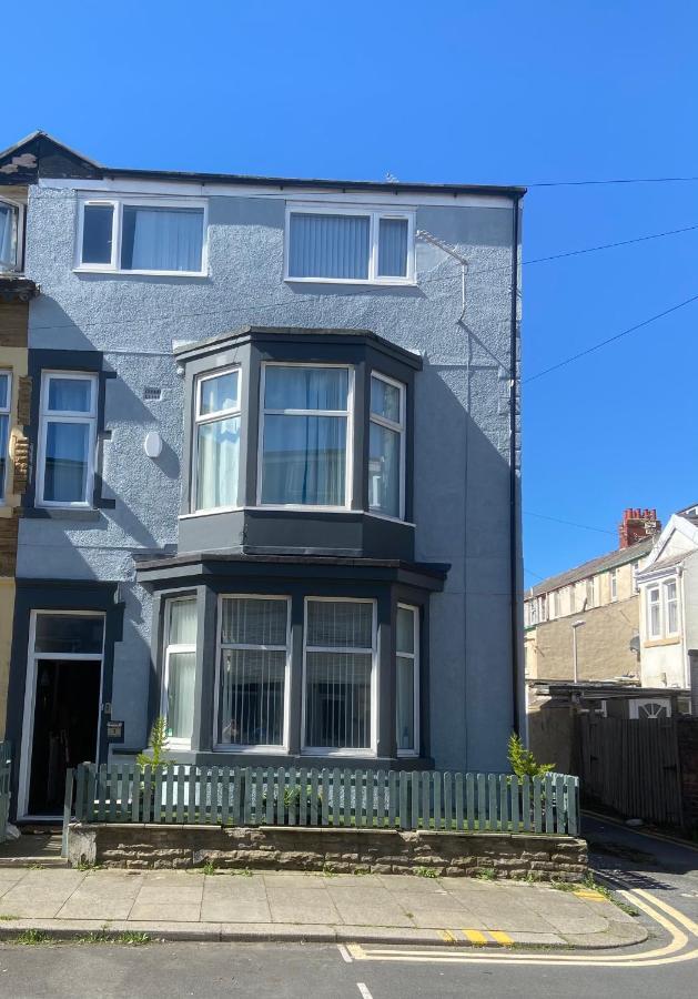 Penryn House Purple Gasthuis Blackpool